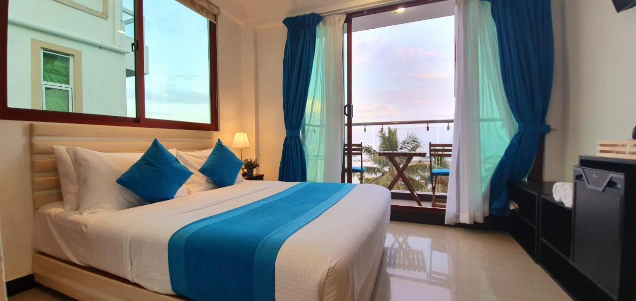 Huvan Beach Hotel At Хулхумале Экстерьер фото